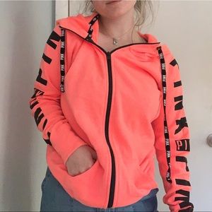 VS PINK ZIP-UP